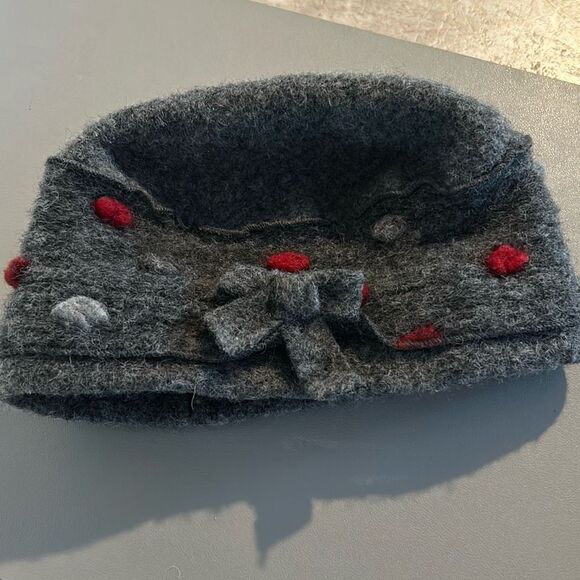 Italian Boiled Wool Beret Hat - Picture 6 of 6